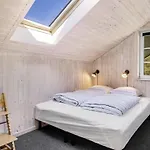 Holiday home Aika - 450m From The Sea By Interhome