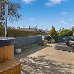 Holiday home Aika - 450m From The Sea By Interhome