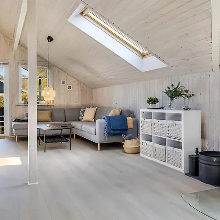Aika - 450m From The Sea By Interhome Feriehus *
